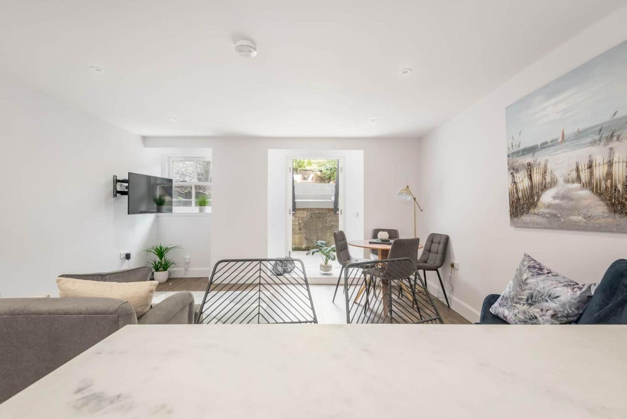 Skye Sands - Strathtyrum Patio Residence Сент-Ендрюс Екстер'єр фото